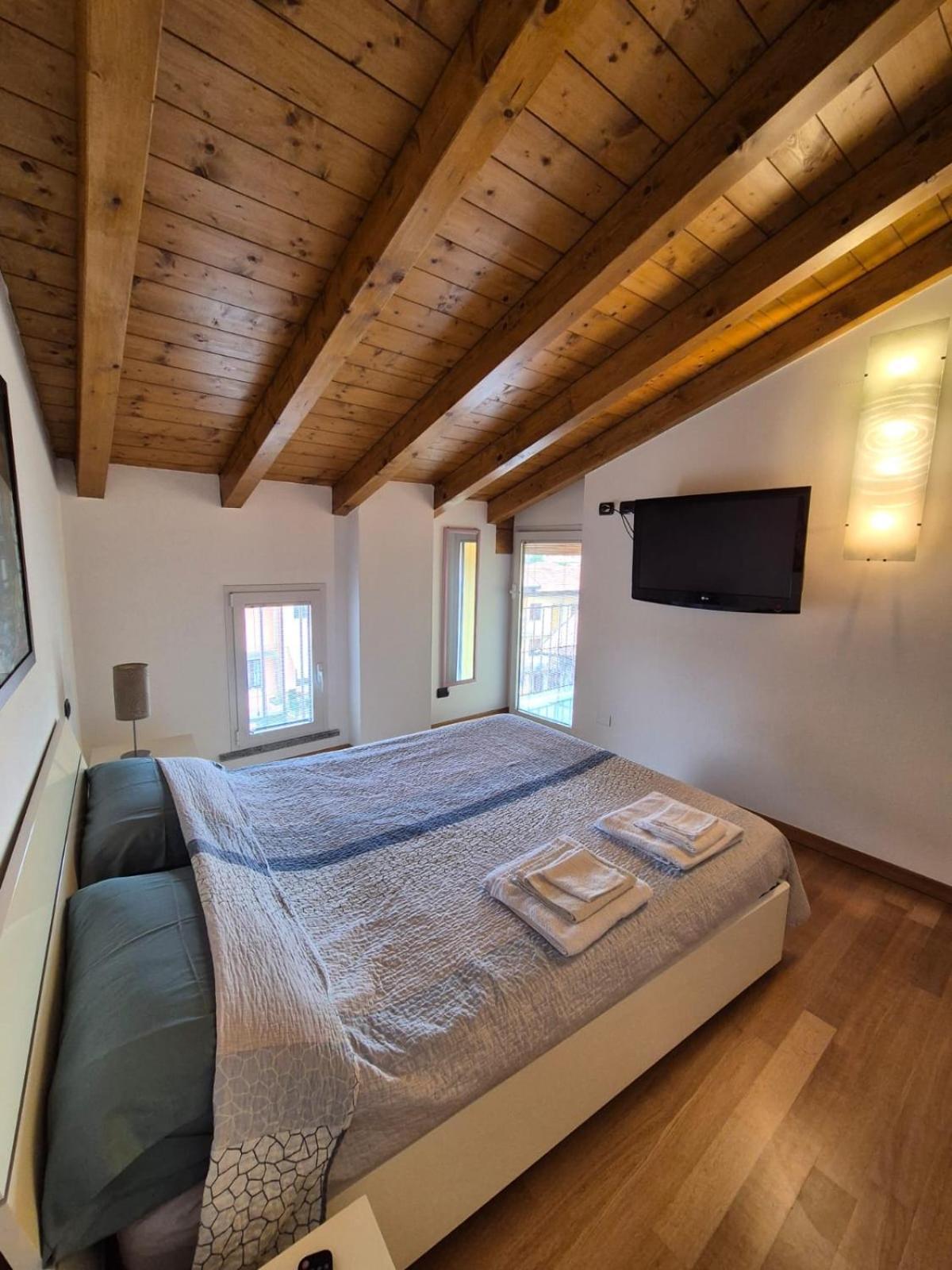 2' From Monate 5' From Euratom, Wi-fi Holiday home *